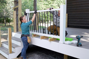 Average Cost And Time To Rebuild A 300 Sq Ft Deck With Railing
