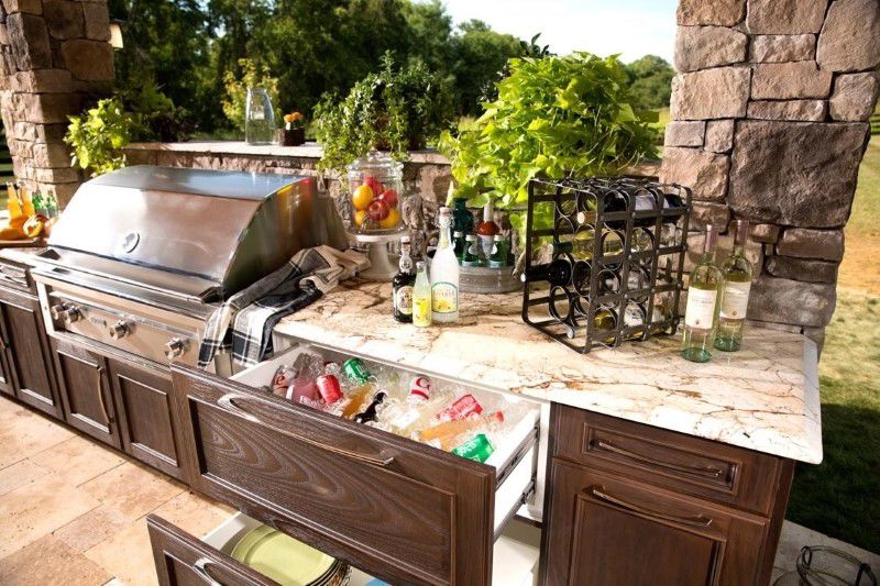 1-outdoor-kitchen-storage 