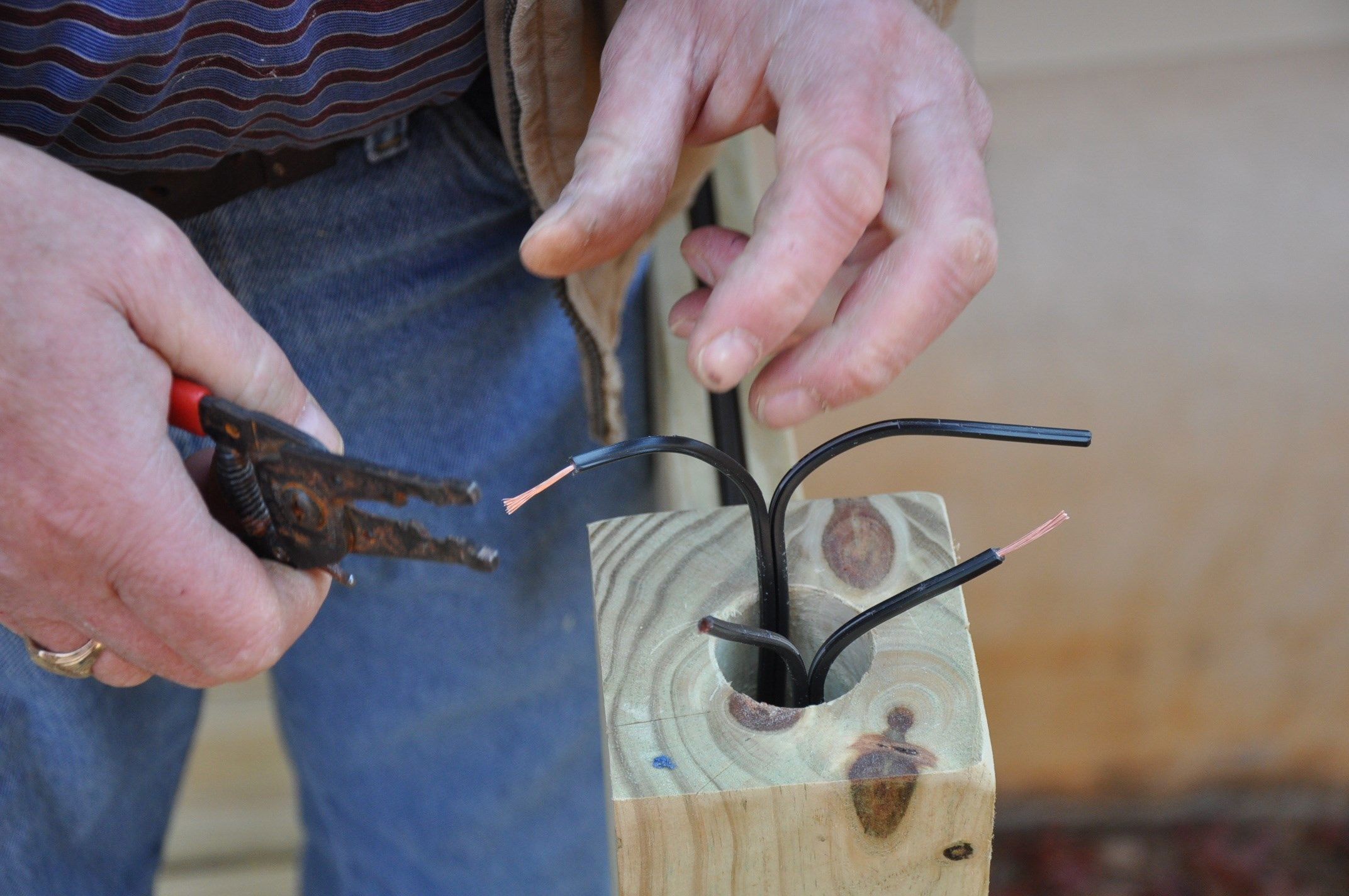 Just the right amount of wiring.