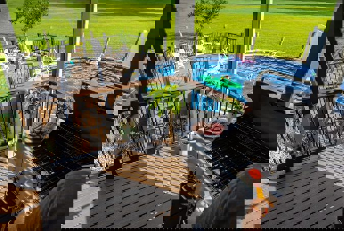 Enh Wardensville 40 Cb Enh Railing Bk Cocktail Pool Grill Yard