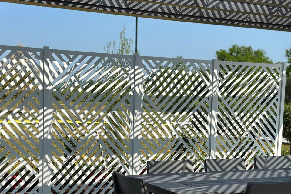 Pergola Privacy Screens