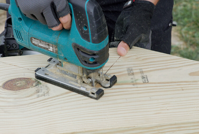 Install West Virginia Pool Deck Stairs Stringer Jigsaw