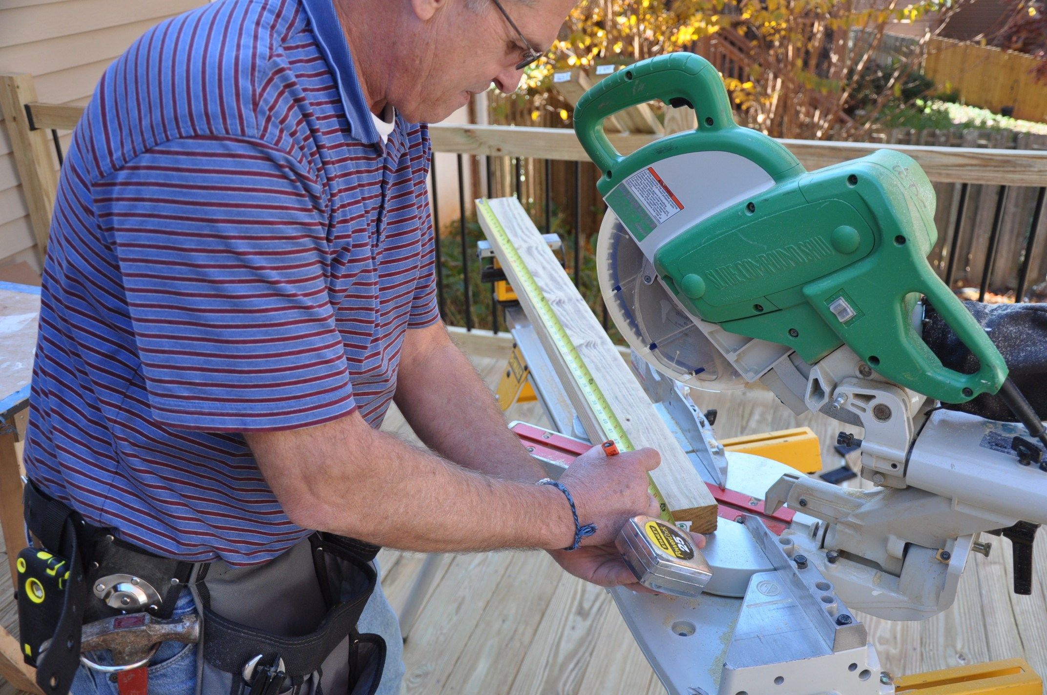 Cutting top and bottom rails.
