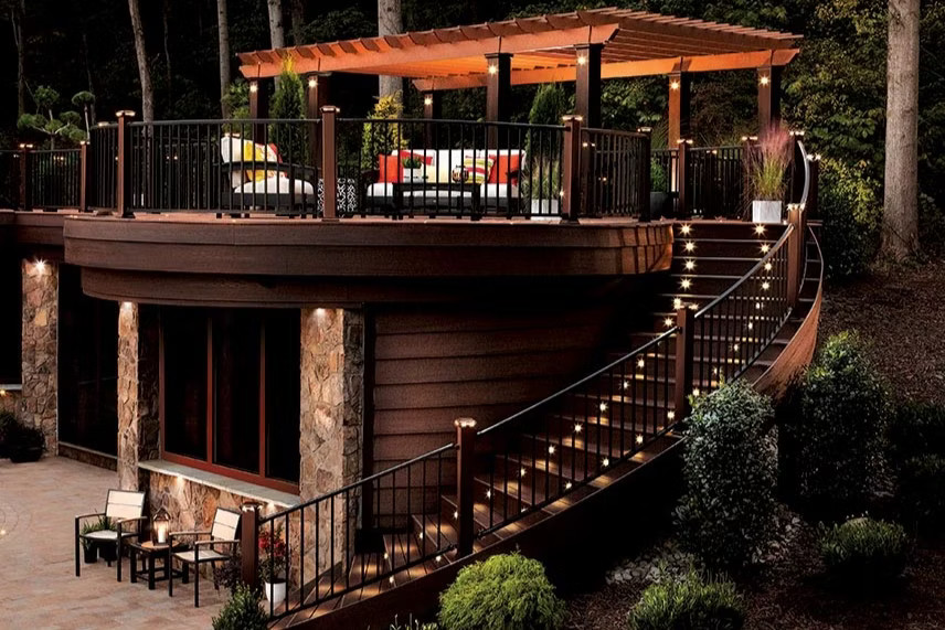 Multi Level Deck With Railing