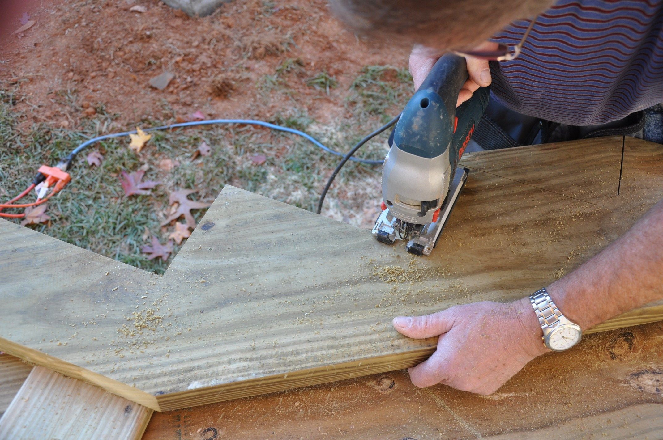 The stair throat must be at least 5